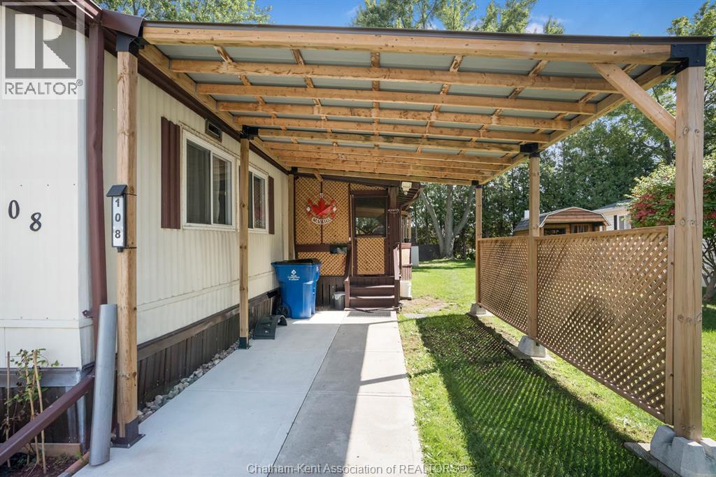 108 Regency Drive, Chatham, ON