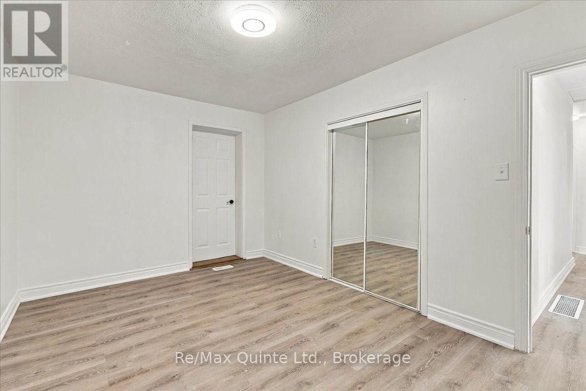 106 Whites Road, Quinte West (Sidney Ward), ON