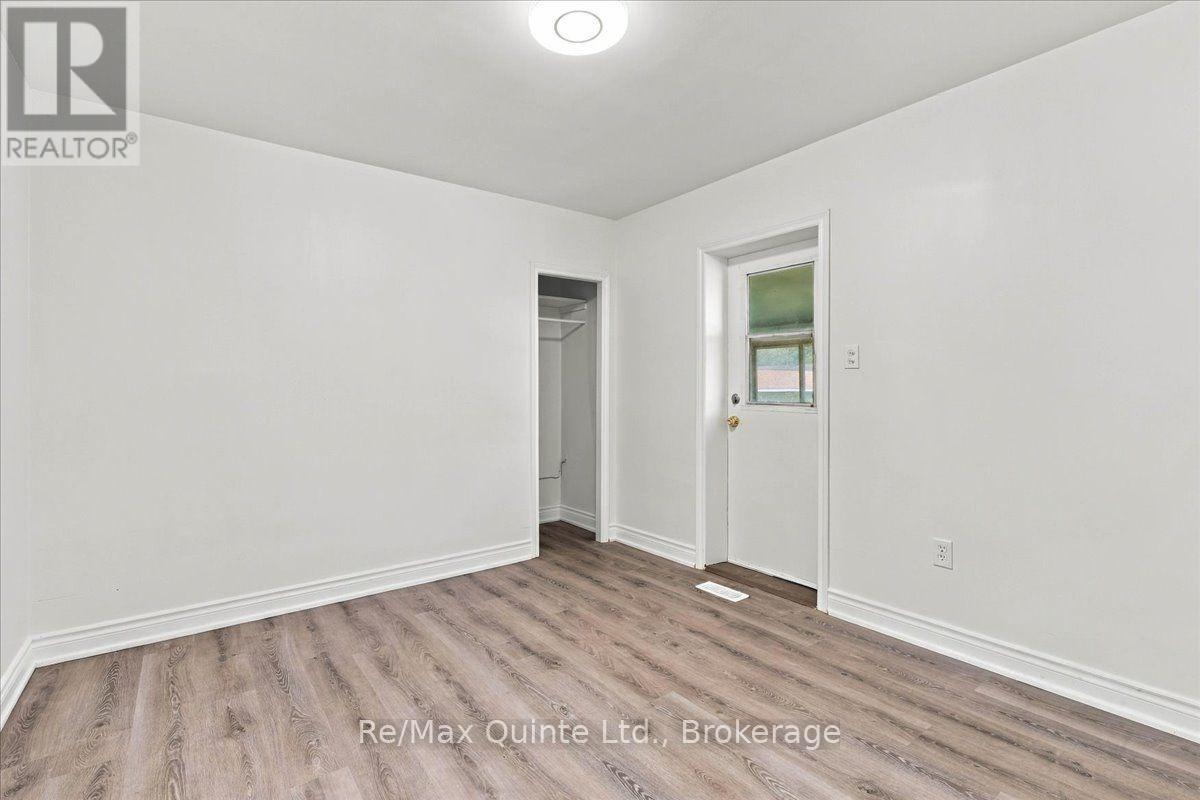 106 Whites Road, Quinte West (Sidney Ward), ON