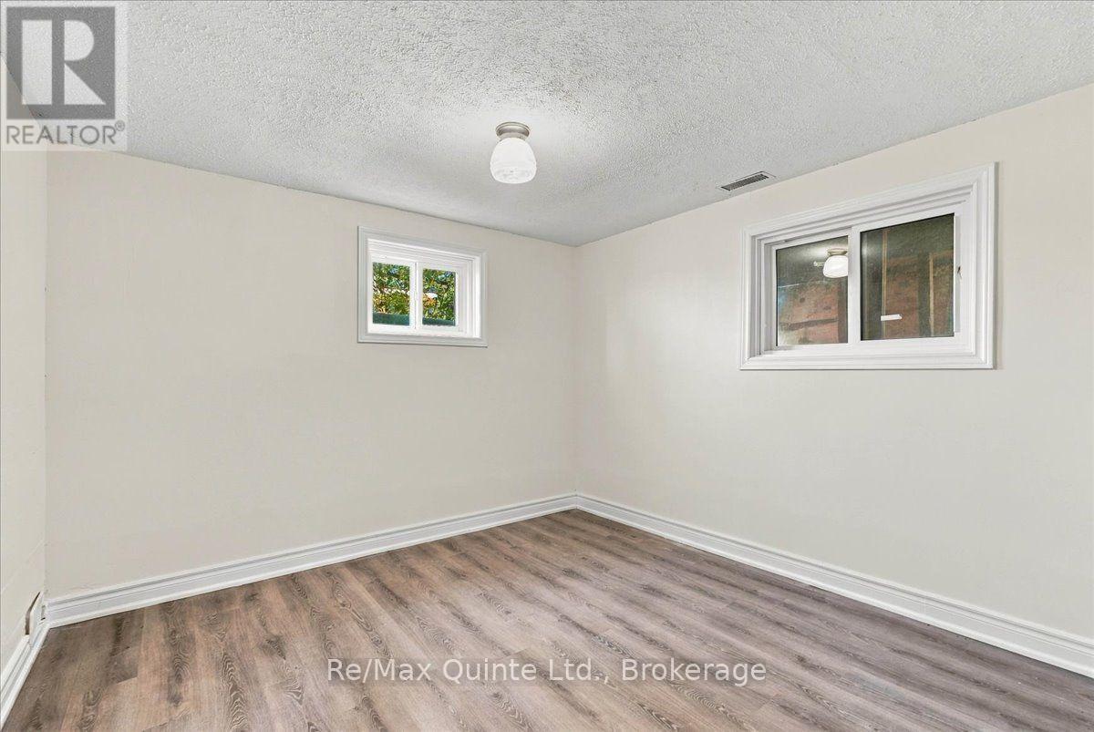 106 Whites Road, Quinte West (Sidney Ward), ON