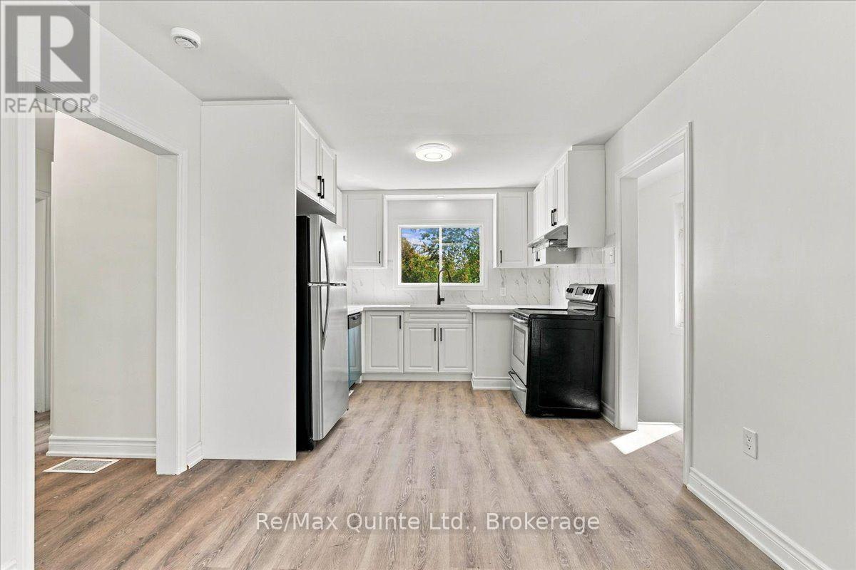 106 Whites Road, Quinte West (Sidney Ward), ON