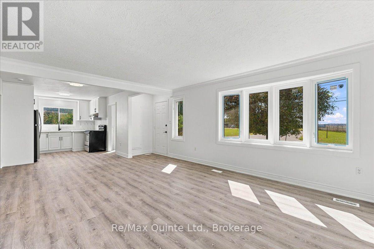 106 Whites Road, Quinte West (Sidney Ward), ON