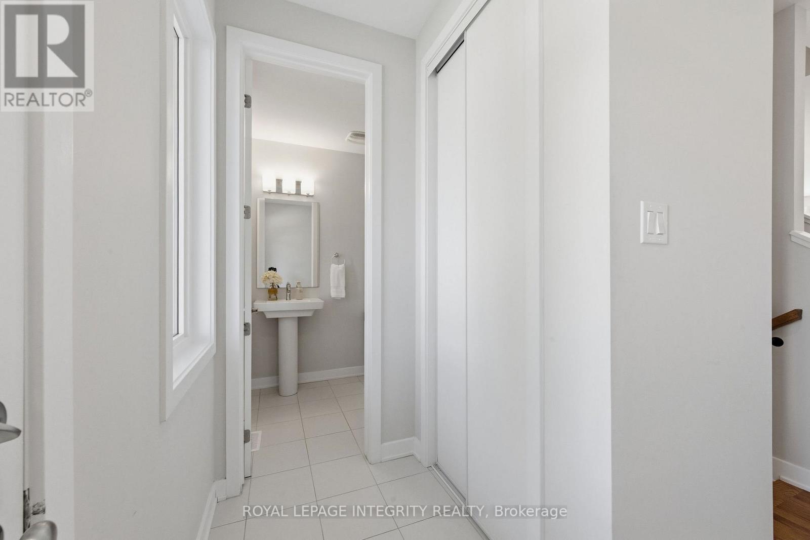 2005 Postilion Street, Ottawa, ON