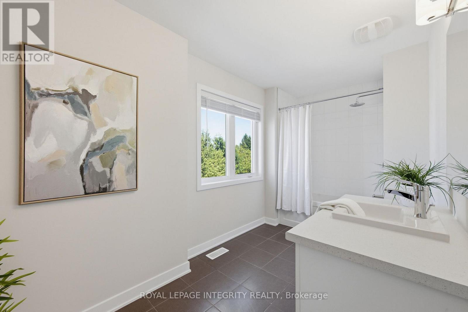 2005 Postilion Street, Ottawa, ON