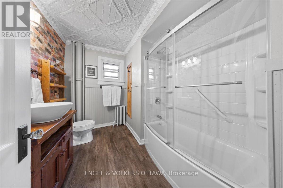57 King Street, North Dundas, ON