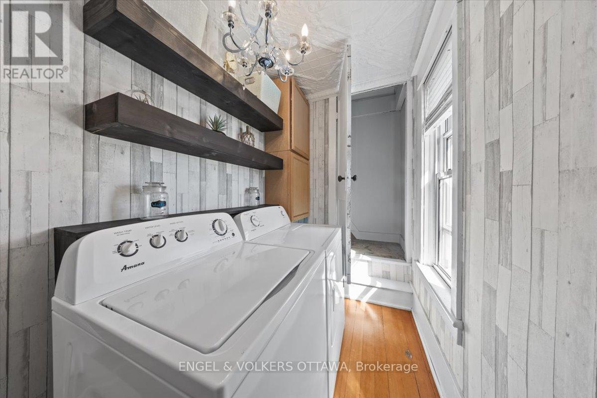 Convenient laundry on the second level - 57 King Street, North Dundas, ON