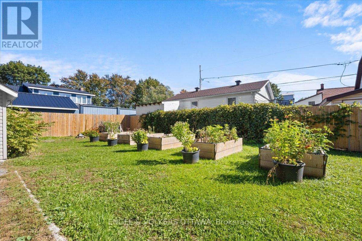 So much room for your garden - 57 King Street, North Dundas, ON