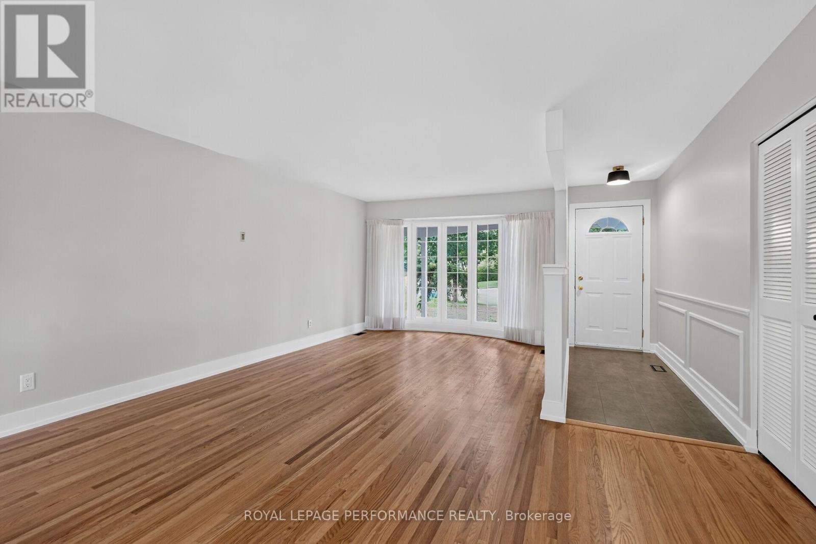 2337 Samuel Drive, Ottawa, ON