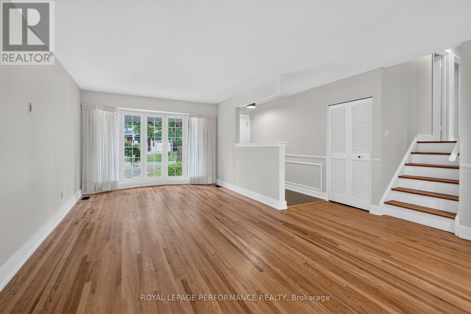2337 Samuel Drive, Ottawa, ON