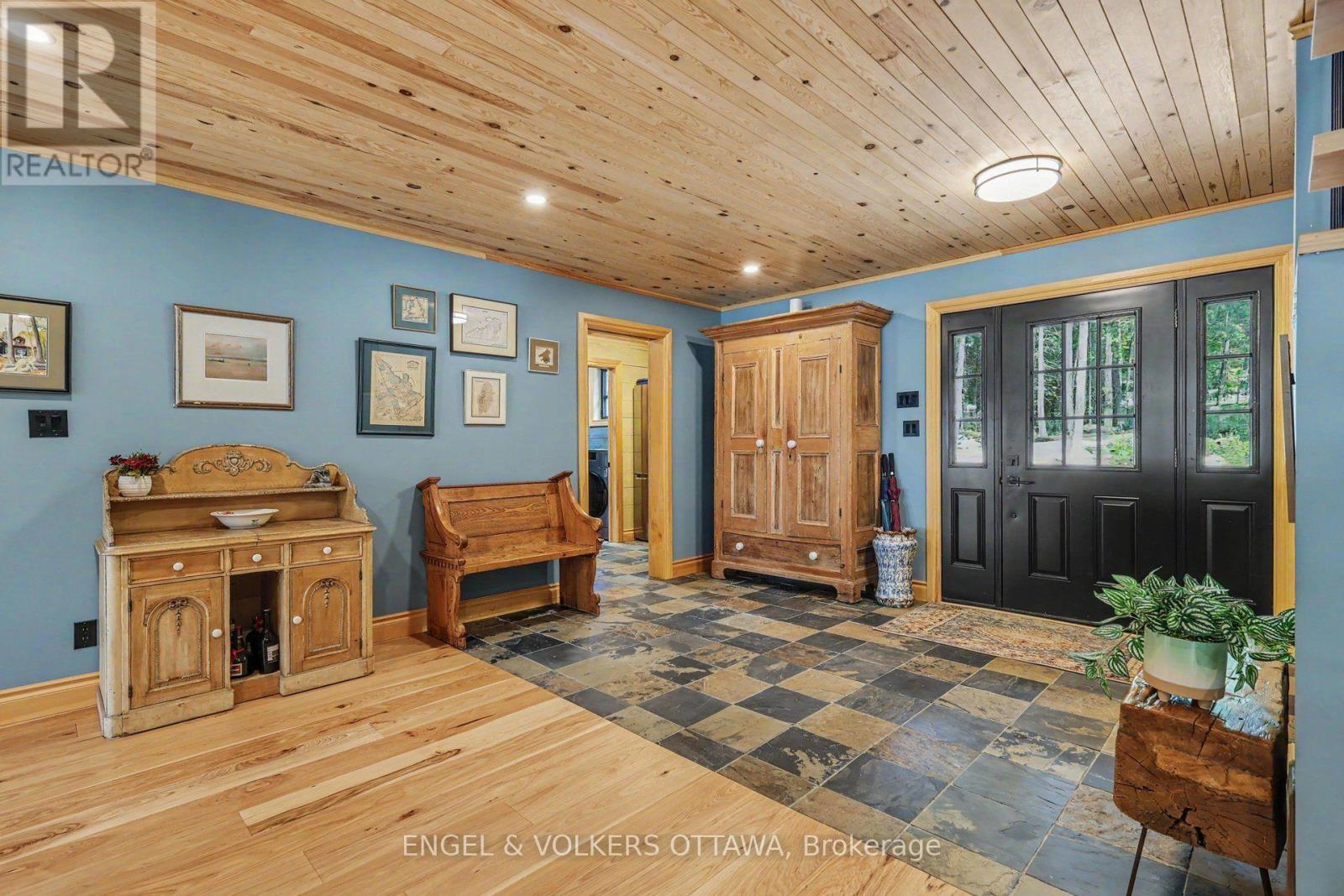311 Clem Trail, Whitewater Region, ON