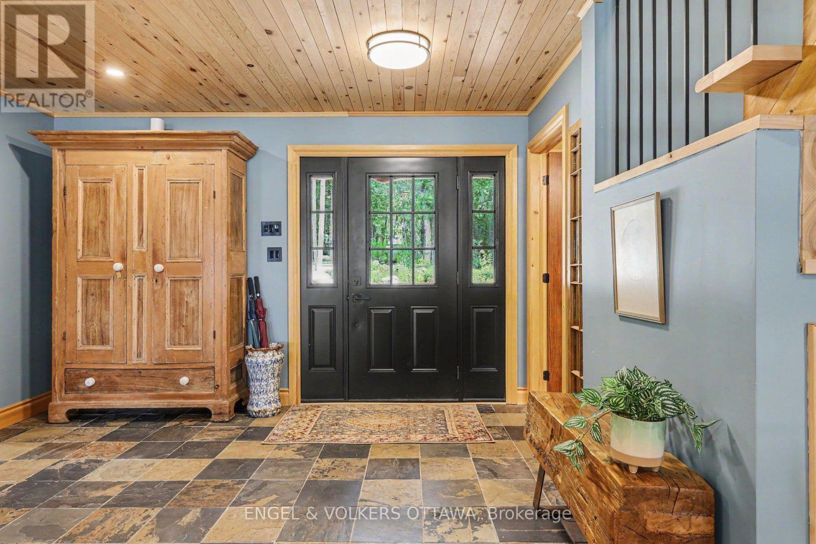 311 Clem Trail, Whitewater Region, ON