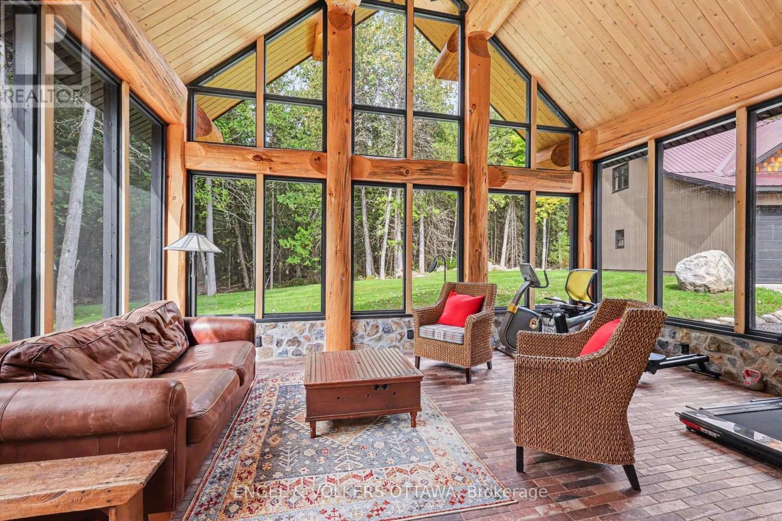 311 Clem Trail, Whitewater Region, ON