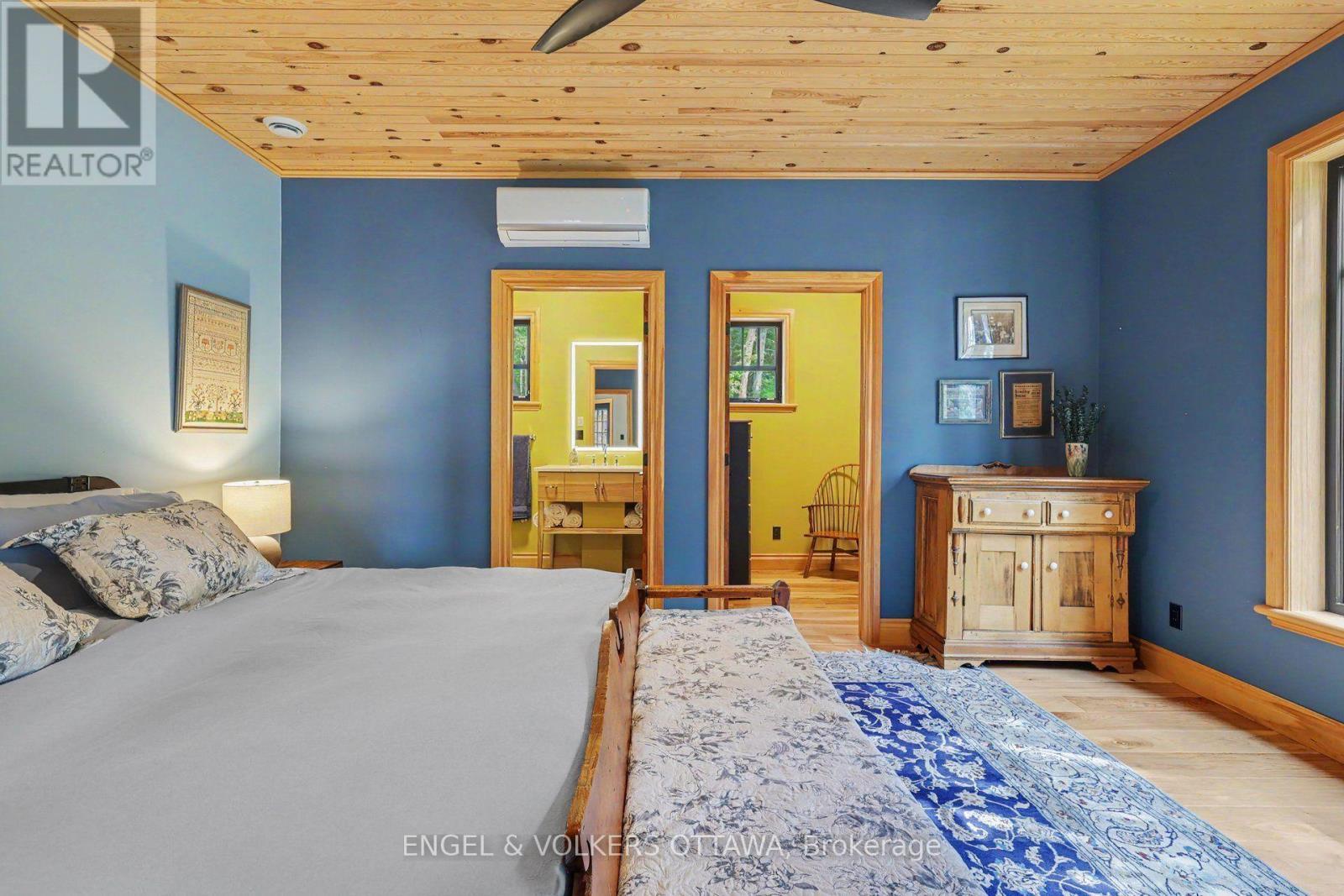 311 Clem Trail, Whitewater Region, ON