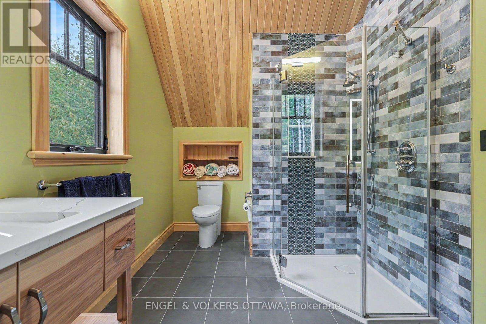 311 Clem Trail, Whitewater Region, ON