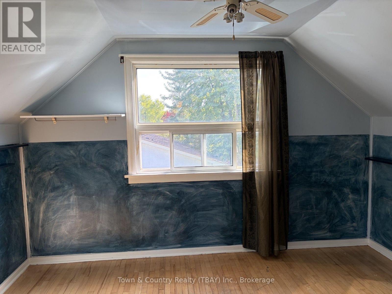 23 Gresley Court E, Thunder Bay (Current River), ON
