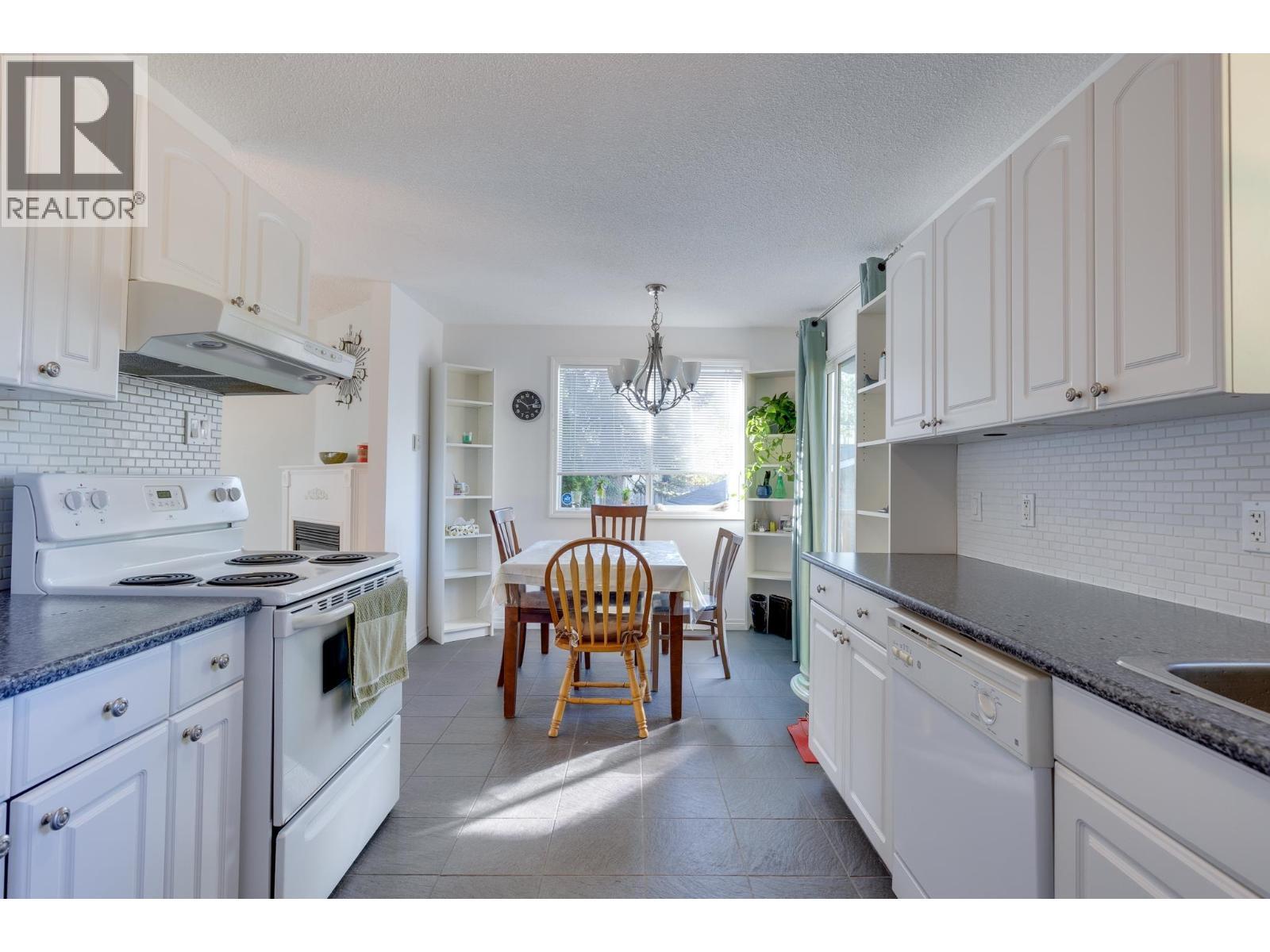 7287 Aldeen Road, Prince George, BC