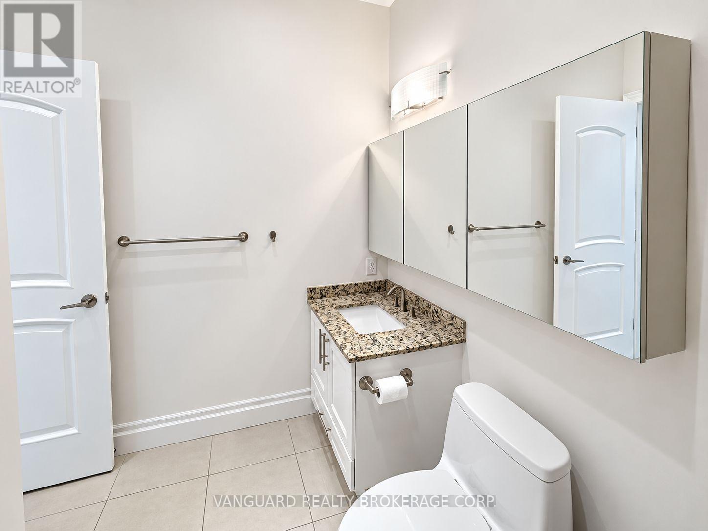 5104 - 16 Harbour Street, Toronto, ON
