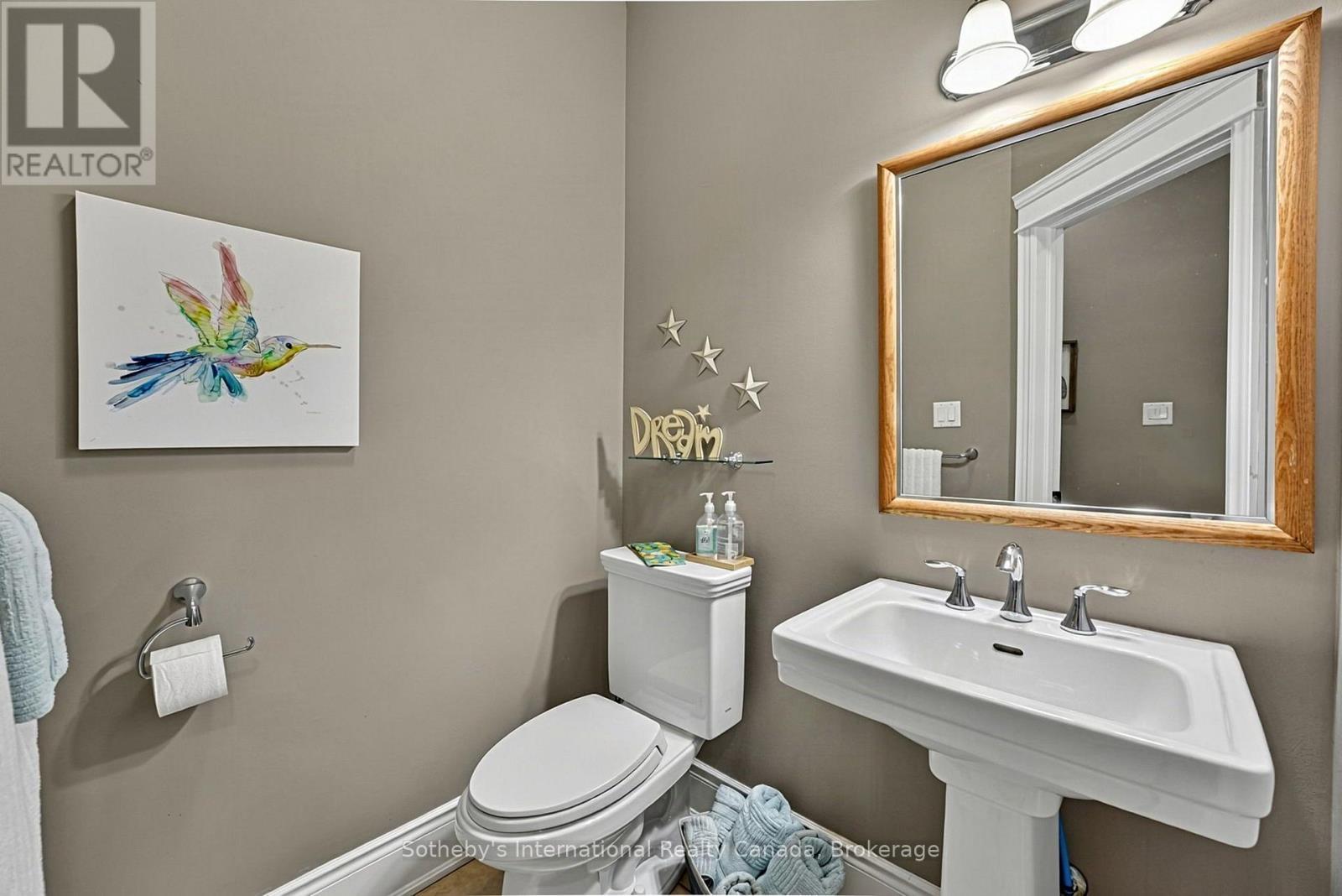 9 Meadowbrook Lane, Blue Mountains, ON