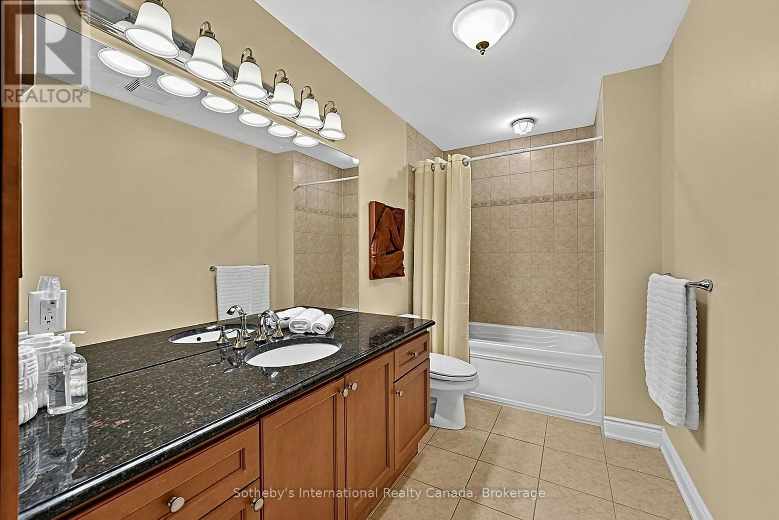 9 Meadowbrook Lane, Blue Mountains, ON