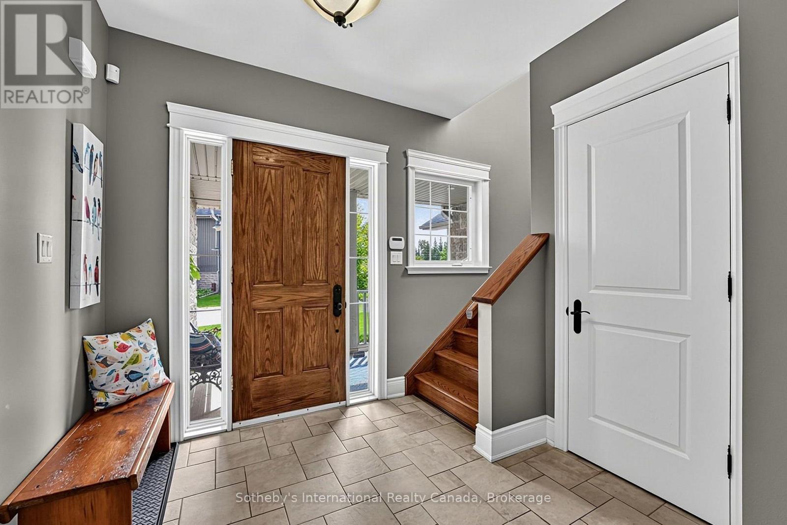 9 Meadowbrook Lane, Blue Mountains, ON