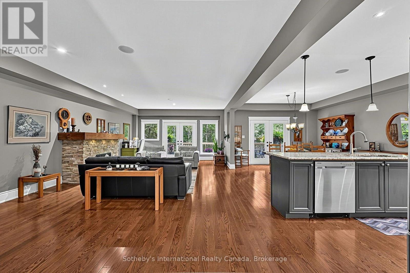 9 Meadowbrook Lane, Blue Mountains, ON