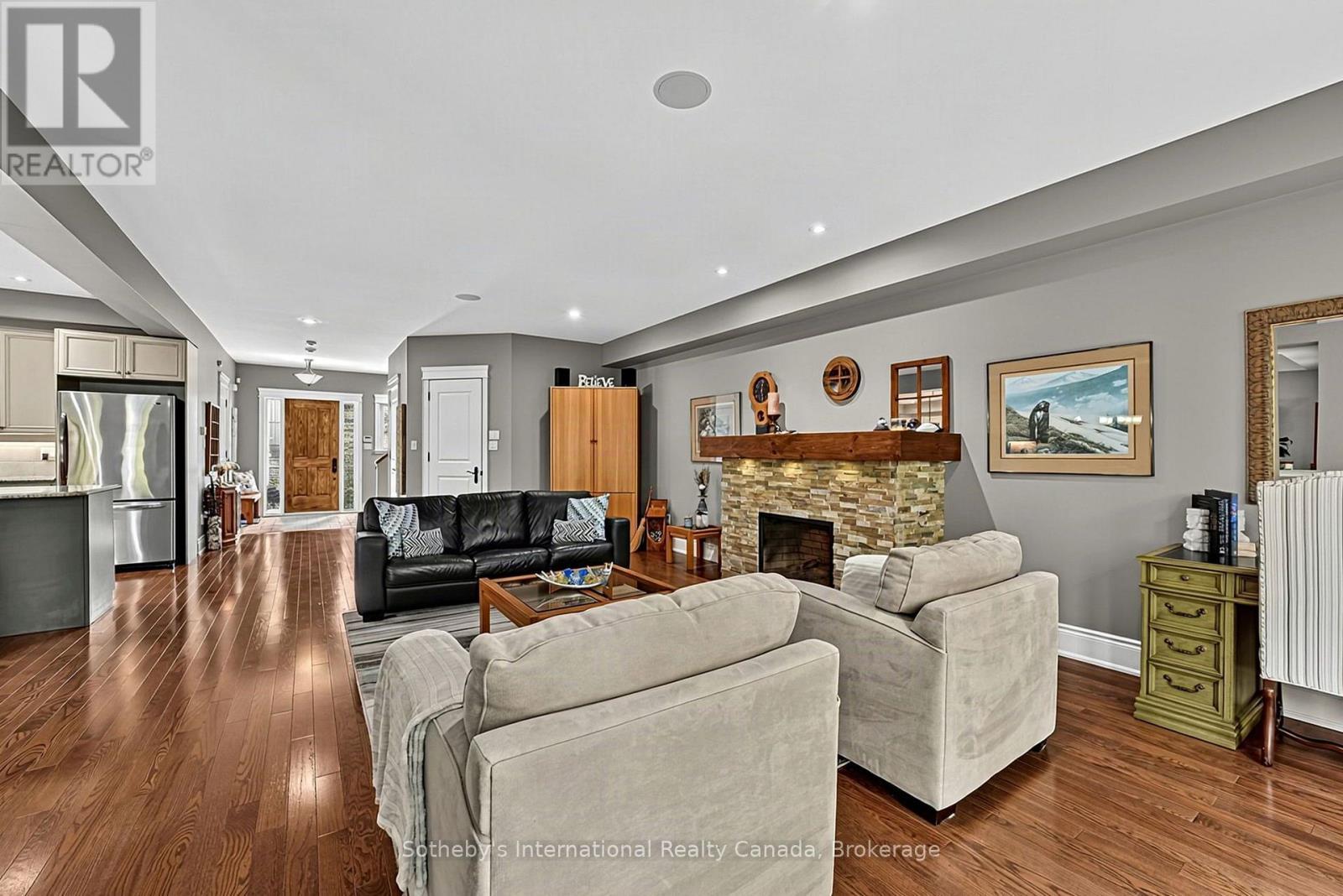 9 Meadowbrook Lane, Blue Mountains, ON