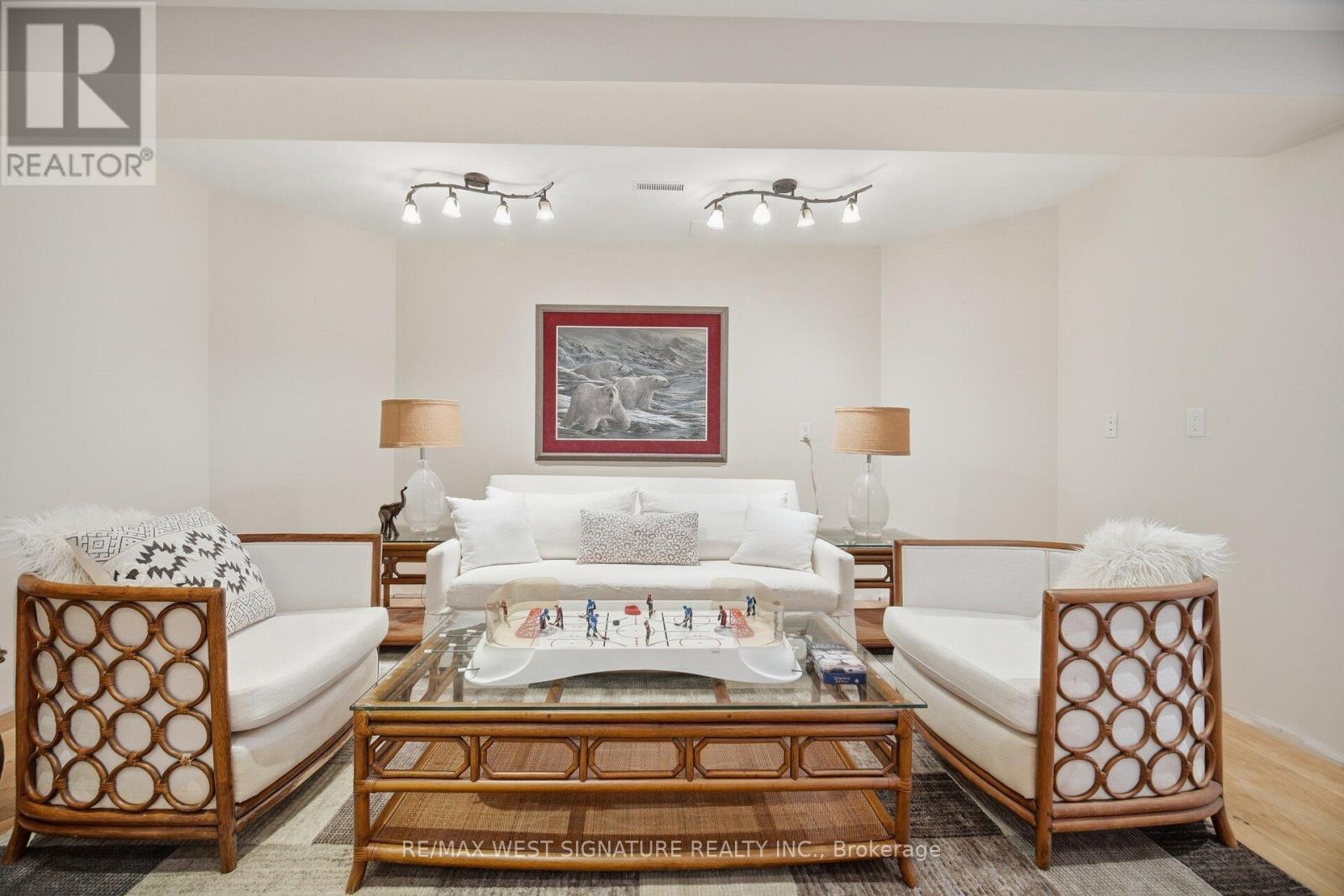 22 Di Nardo Court, King, ON