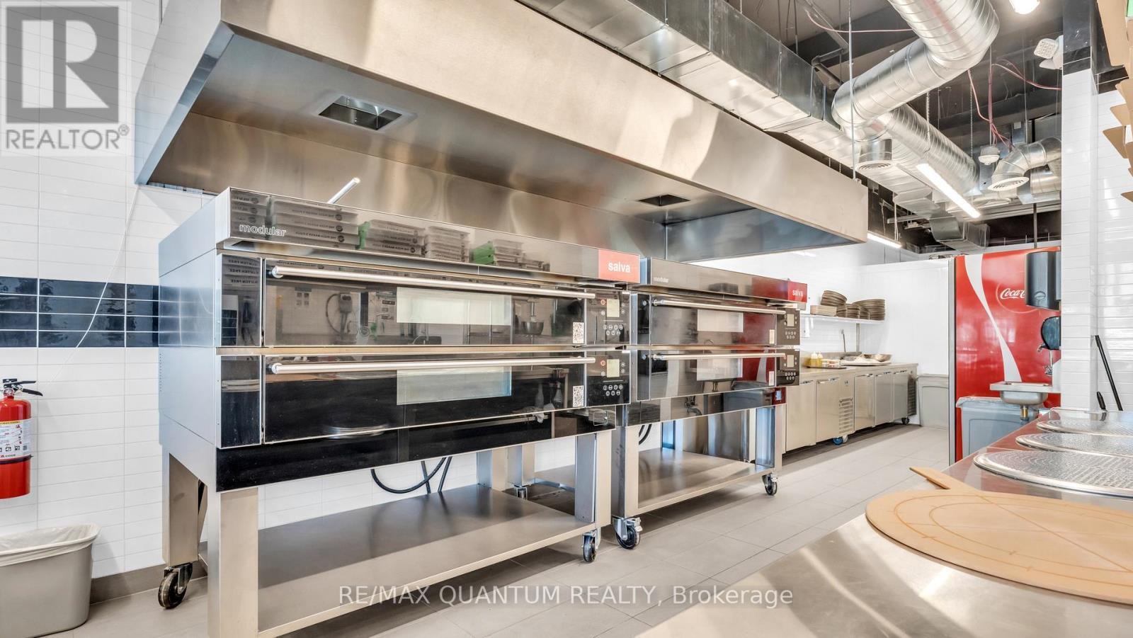 2A - 1 Promenade Circle, Vaughan, ON