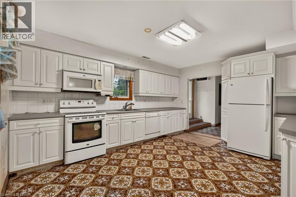 539 Enfield Road, Burlington, ON