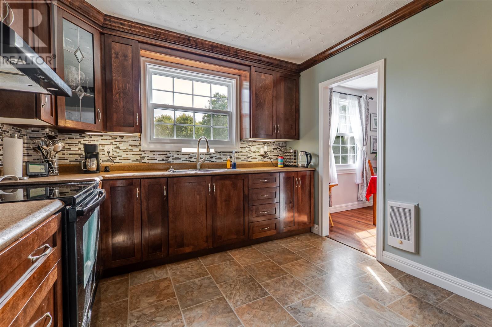 20 Harnum Crescent, Mount Pearl, NL