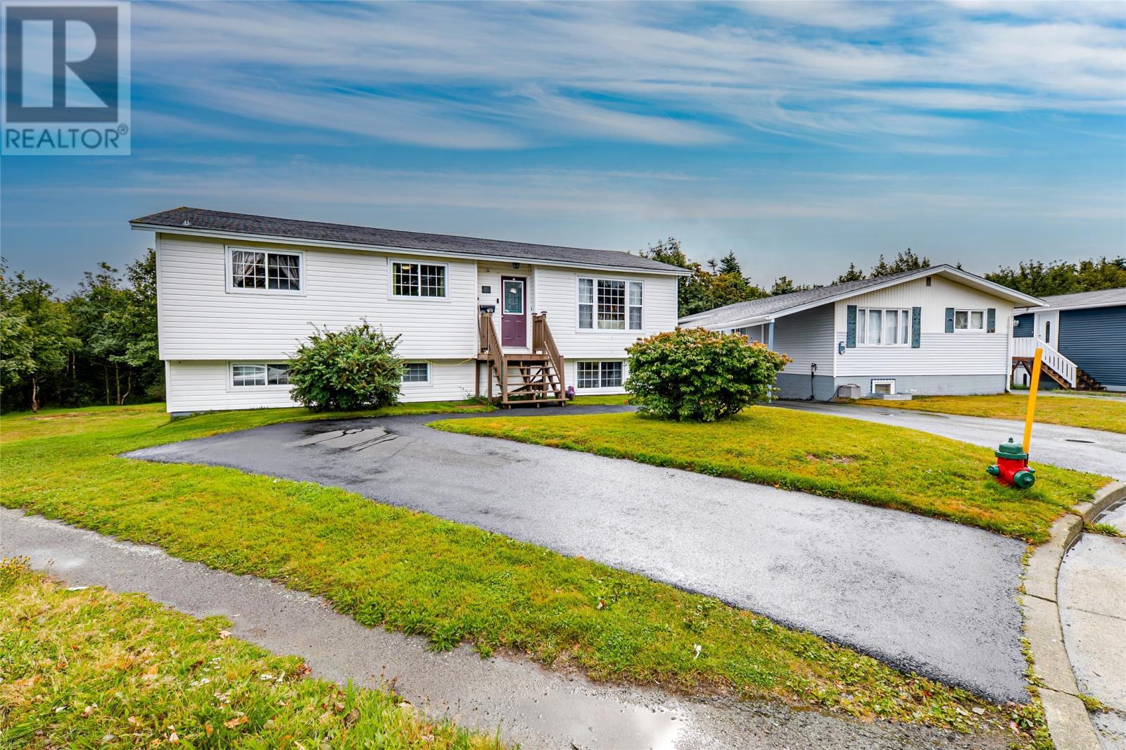 20 Harnum Crescent, Mount Pearl, NL