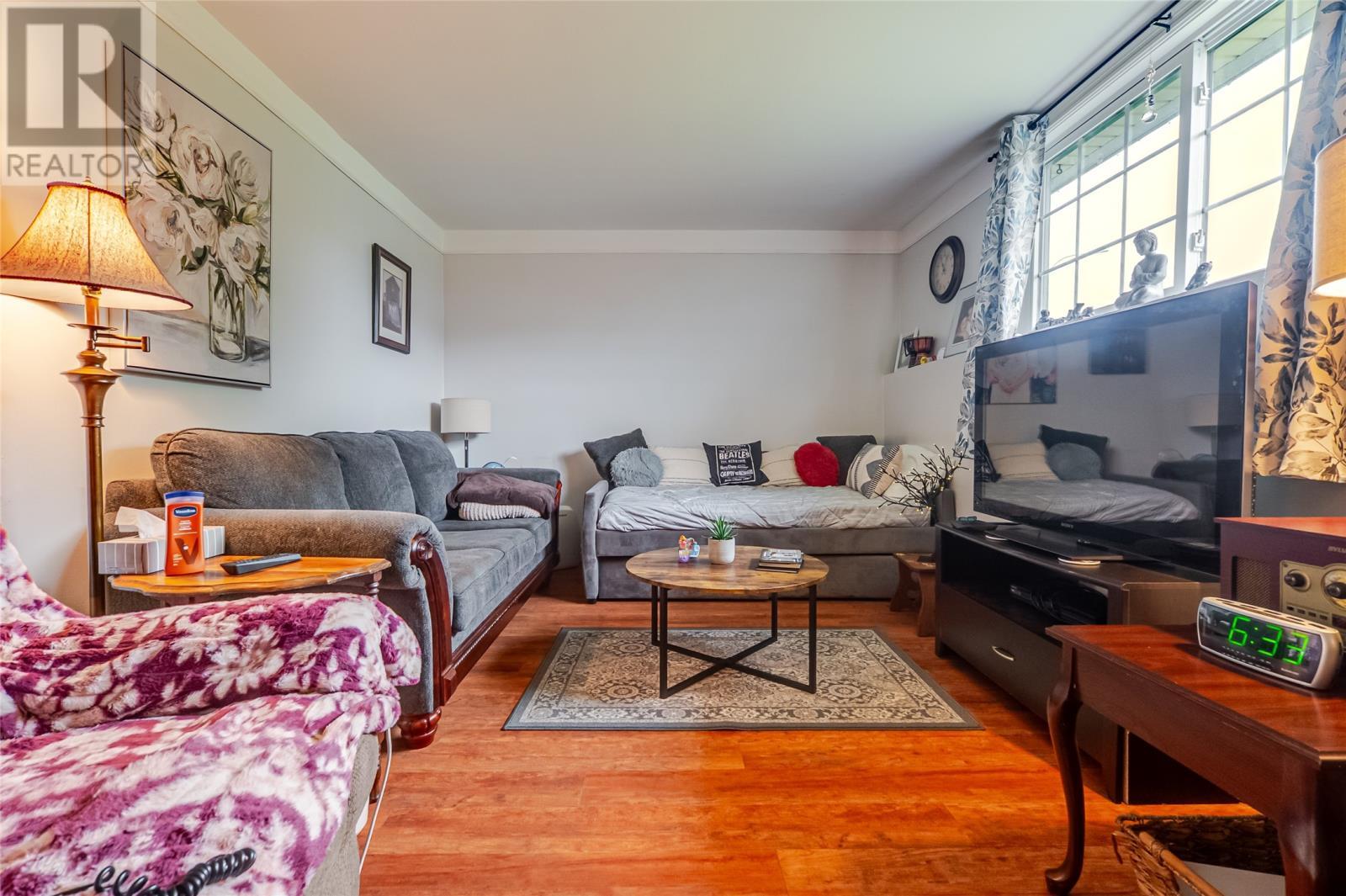 20 Harnum Crescent, Mount Pearl, NL