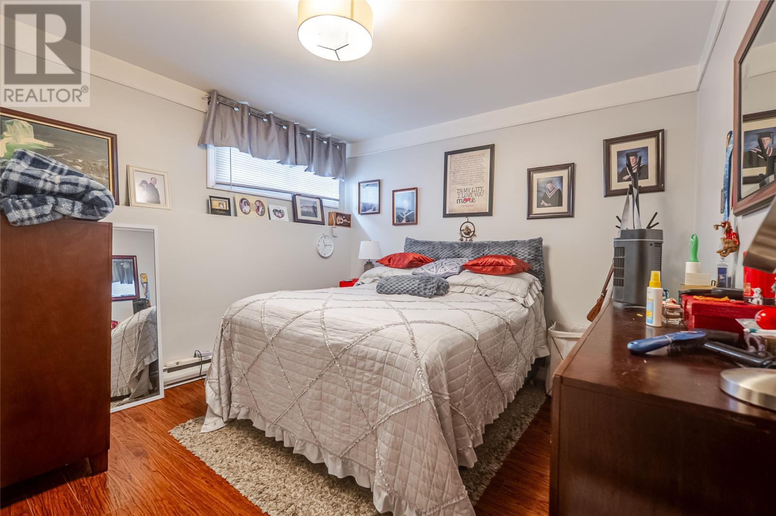 20 Harnum Crescent, Mount Pearl, NL
