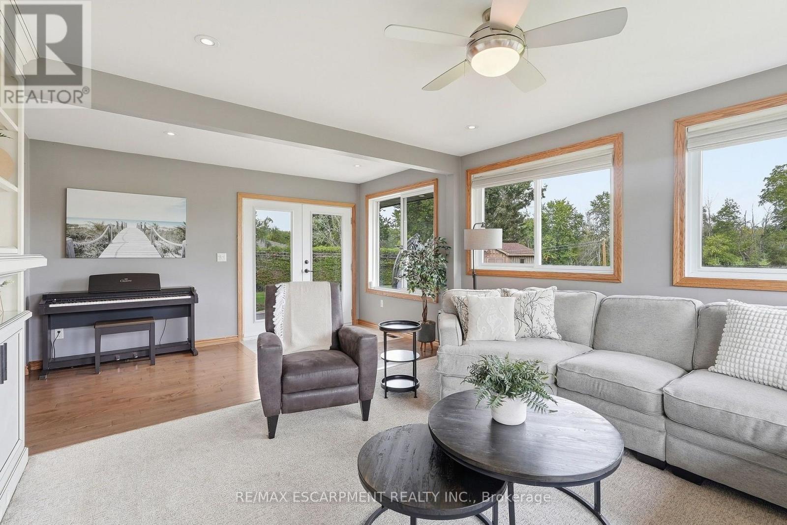 826 Millgrove Side Road, Hamilton, ON