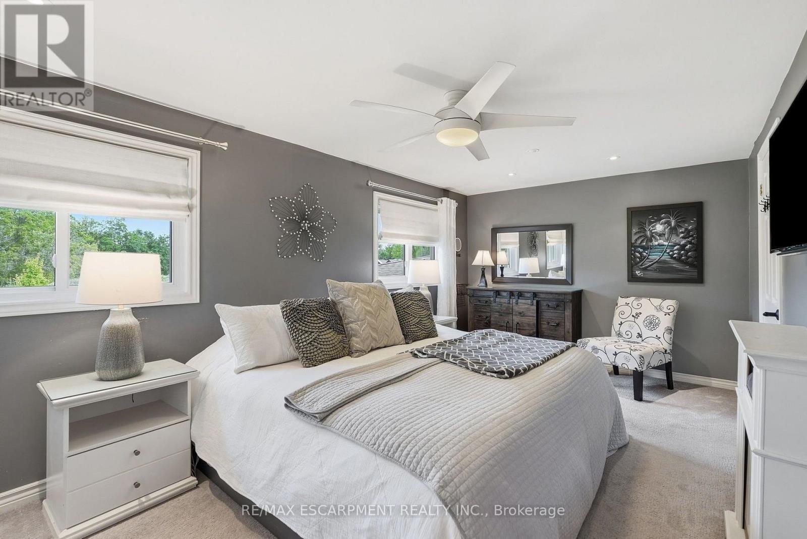 826 Millgrove Side Road, Hamilton, ON