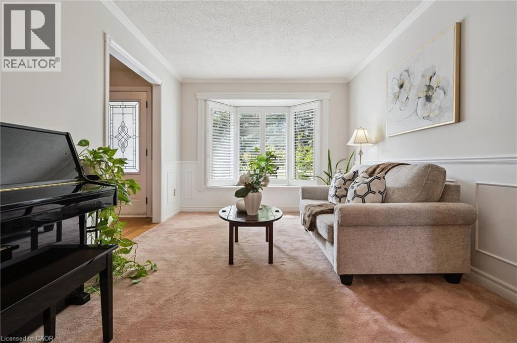 2203 Robin Drive, Mississauga, ON