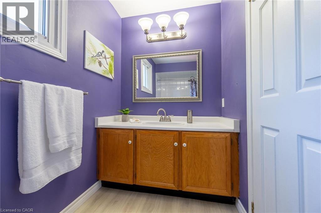 2203 Robin Drive, Mississauga, ON