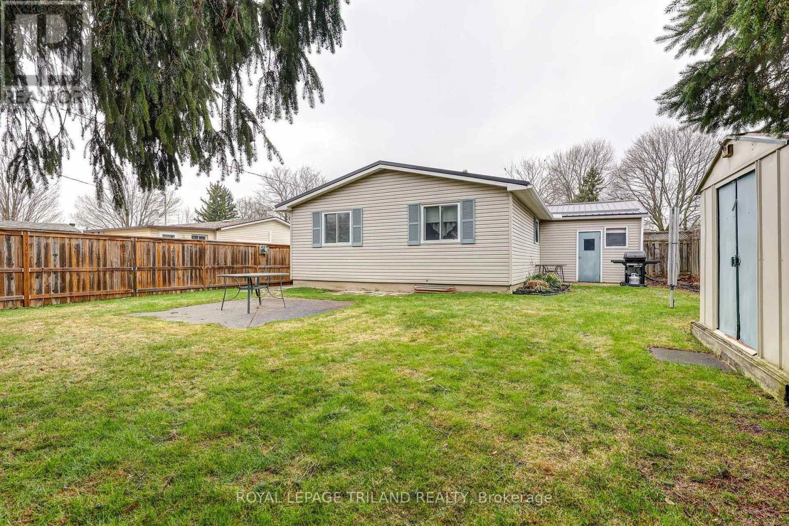 58 Vanbuskirk Drive, St. Thomas, ON