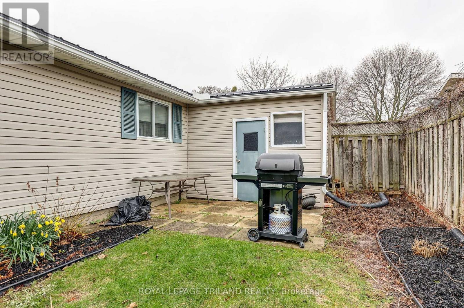 58 Vanbuskirk Drive, St. Thomas, ON