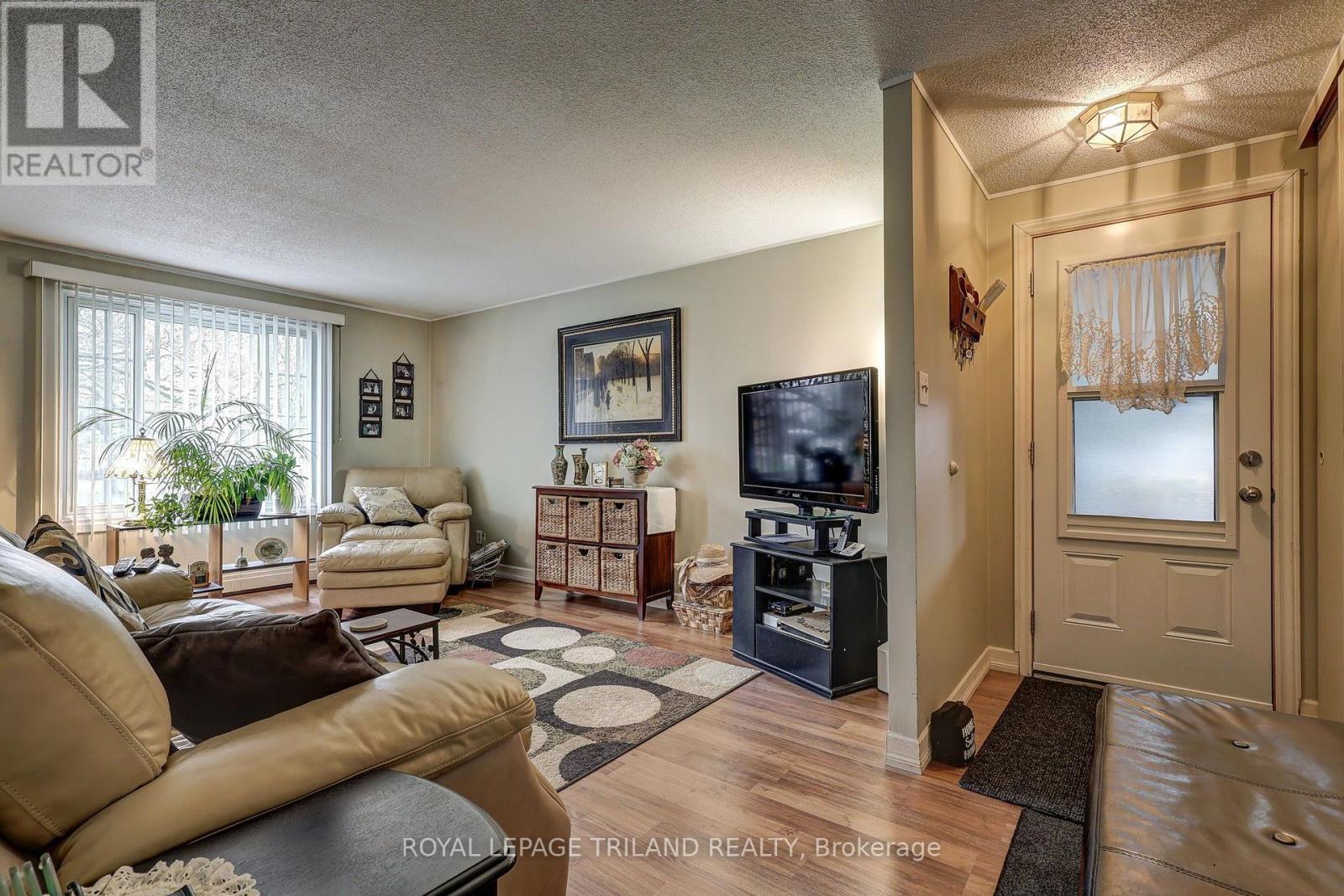58 Vanbuskirk Drive, St. Thomas, ON