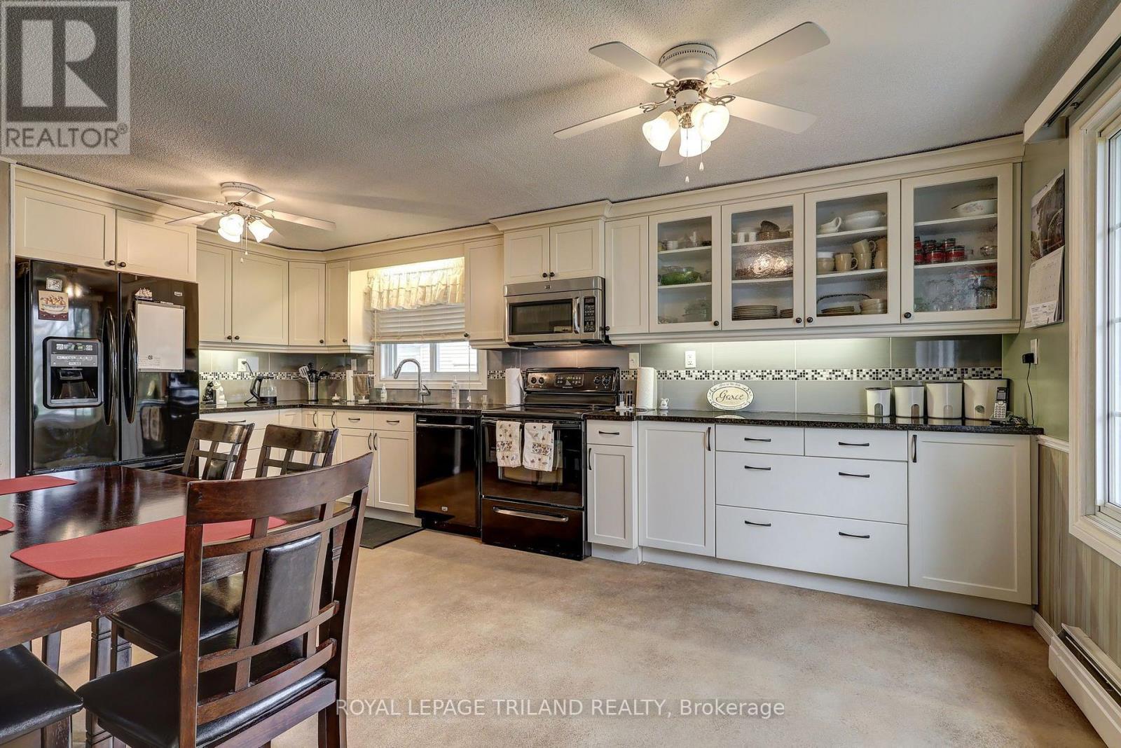 58 Vanbuskirk Drive, St. Thomas, ON