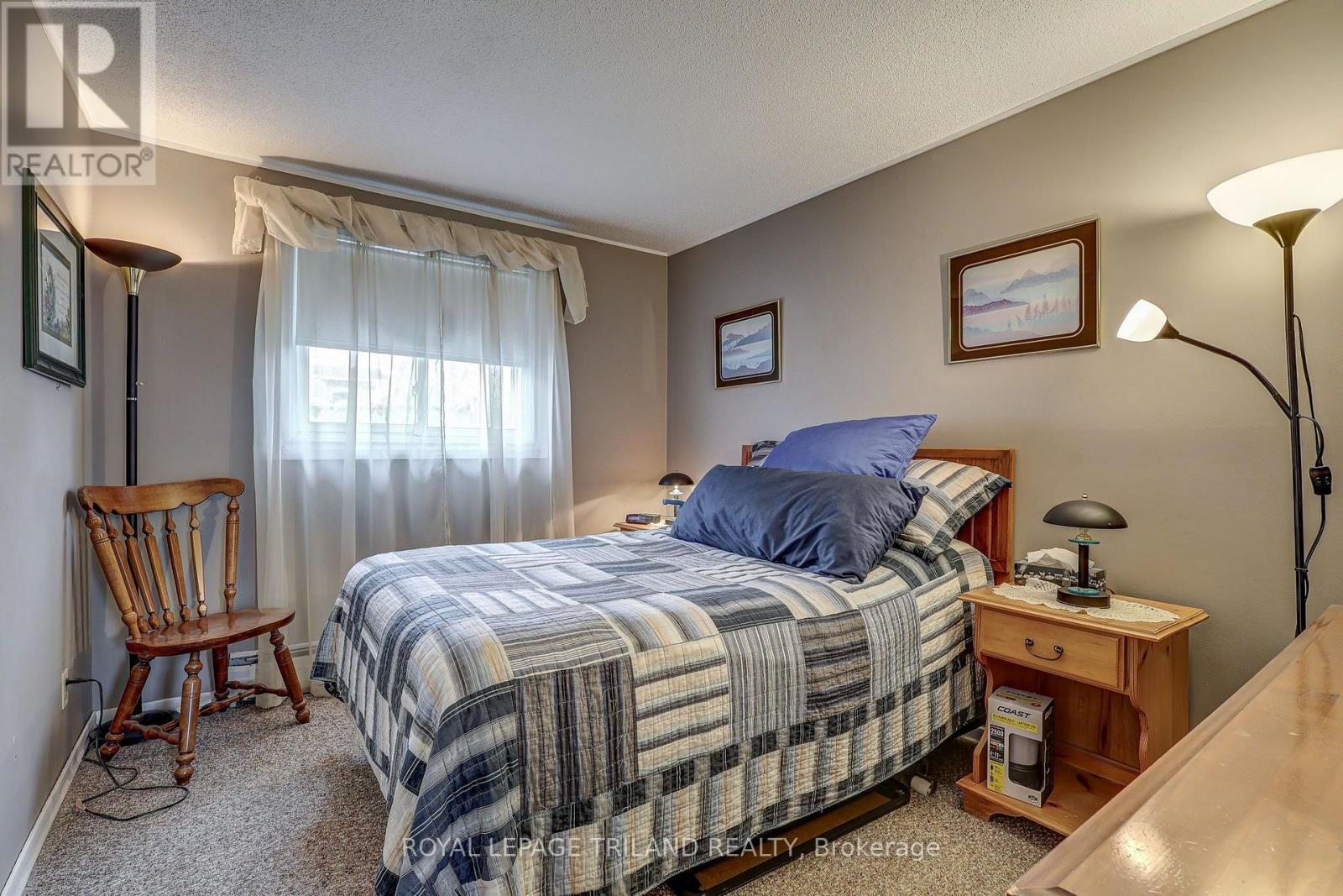 58 Vanbuskirk Drive, St. Thomas, ON