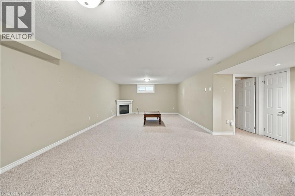 9 Schertzberg Lane Unit# 25, Brantford, ON