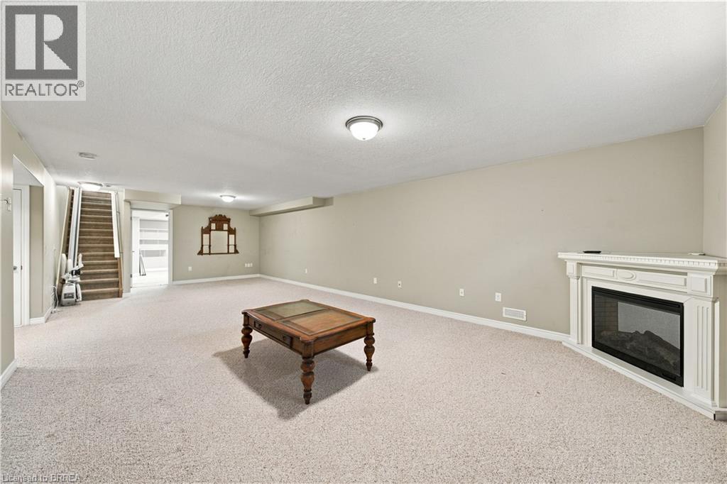 9 Schertzberg Lane Unit# 25, Brantford, ON