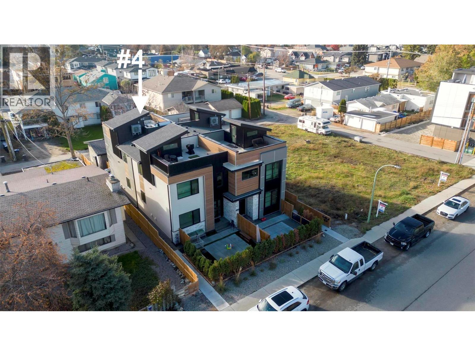 New 2022 Town Home 4 Plex - 745 Morrison Avenue Unit# 4, Kelowna, BC