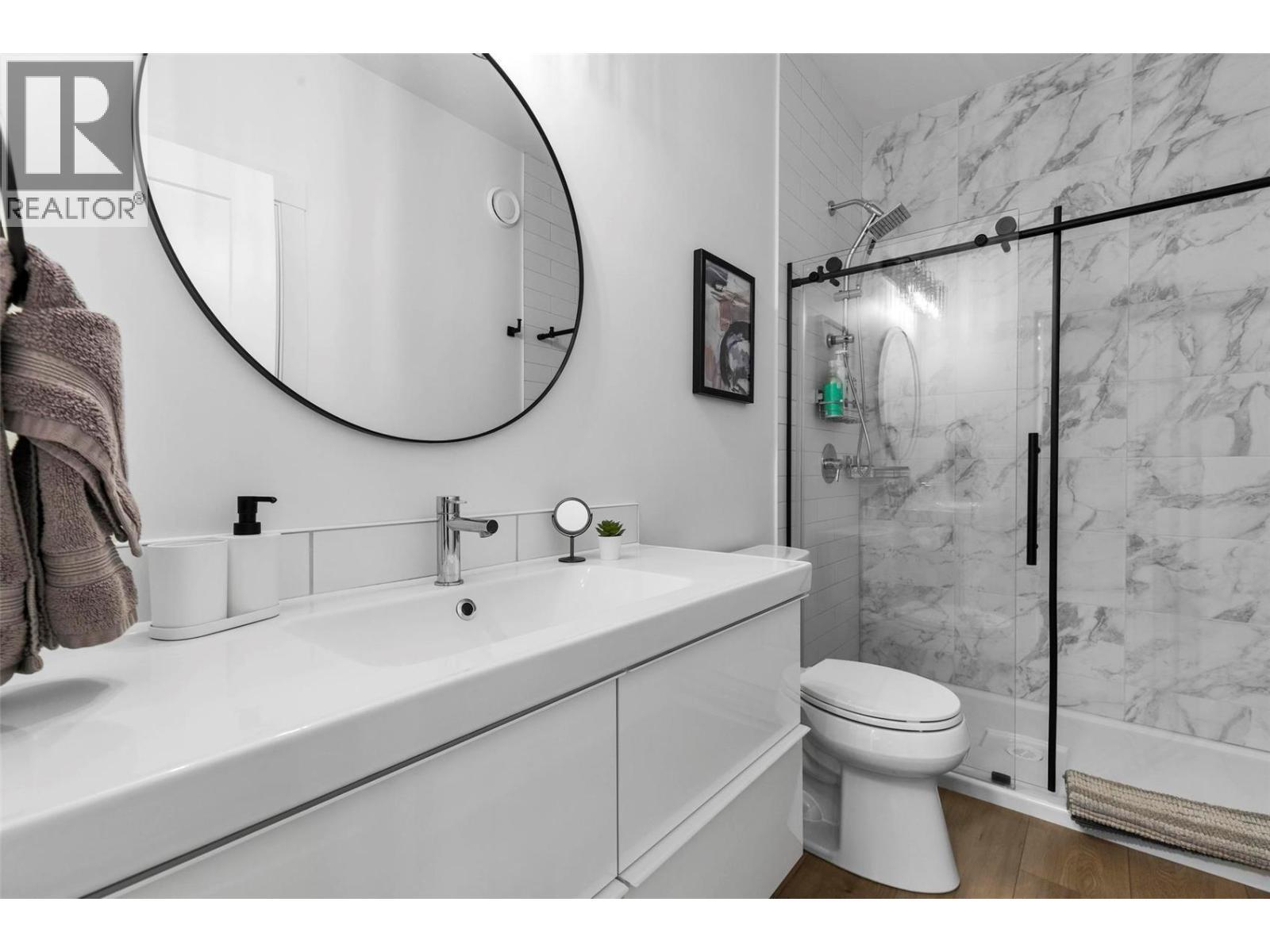 Bathroom 1 - 745 Morrison Avenue Unit# 4, Kelowna, BC