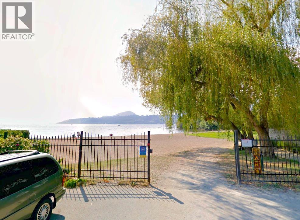 Francis Beach - 745 Morrison Avenue Unit# 4, Kelowna, BC