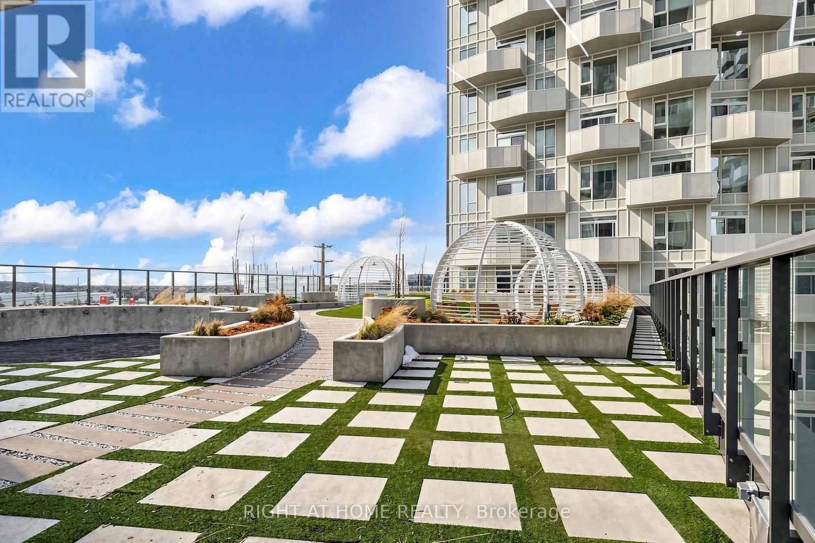 909 - 474 Caldari Road, Vaughan, ON
