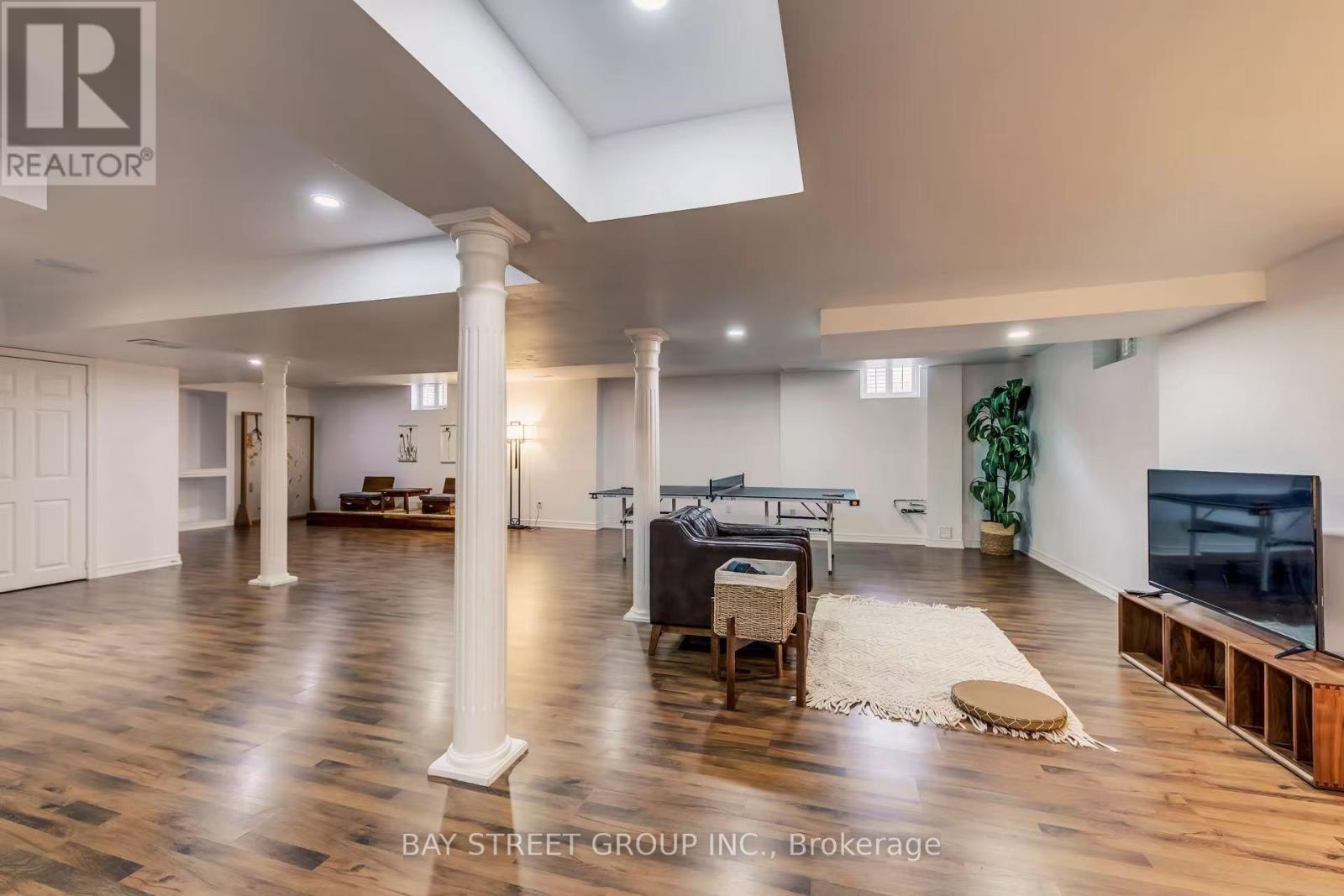 1087 Kestell Boulevard N, Oakville, ON