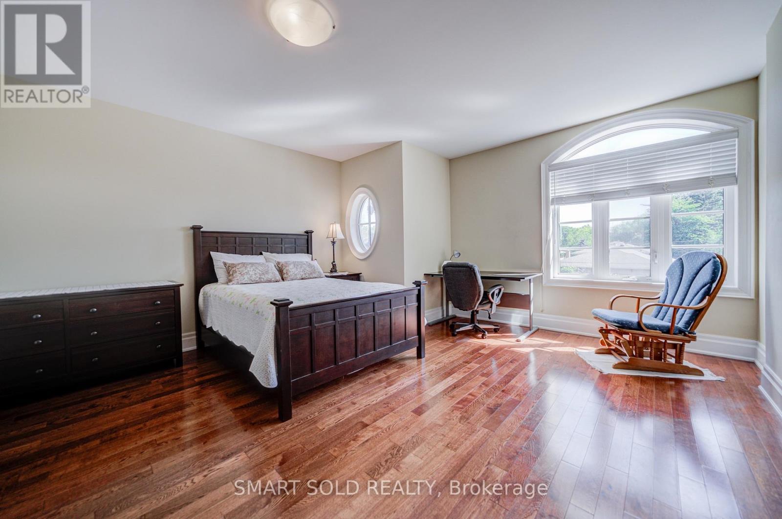 6 Brill Crescent, Toronto, ON